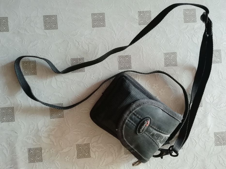 Продавам фотоапарат Casio Exlim EX-Z30