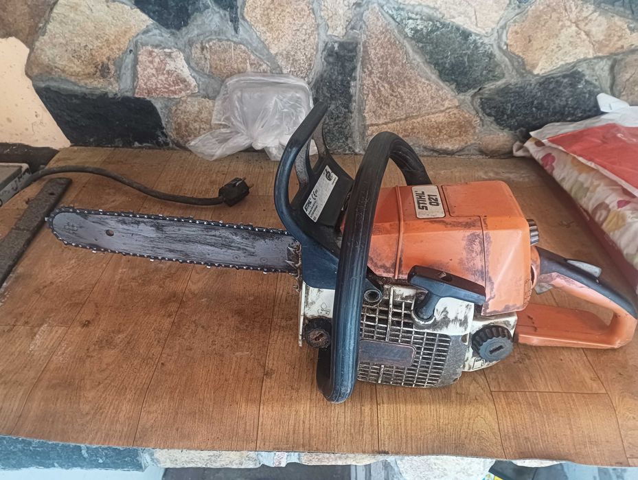 Моторна резачка Shtil 021