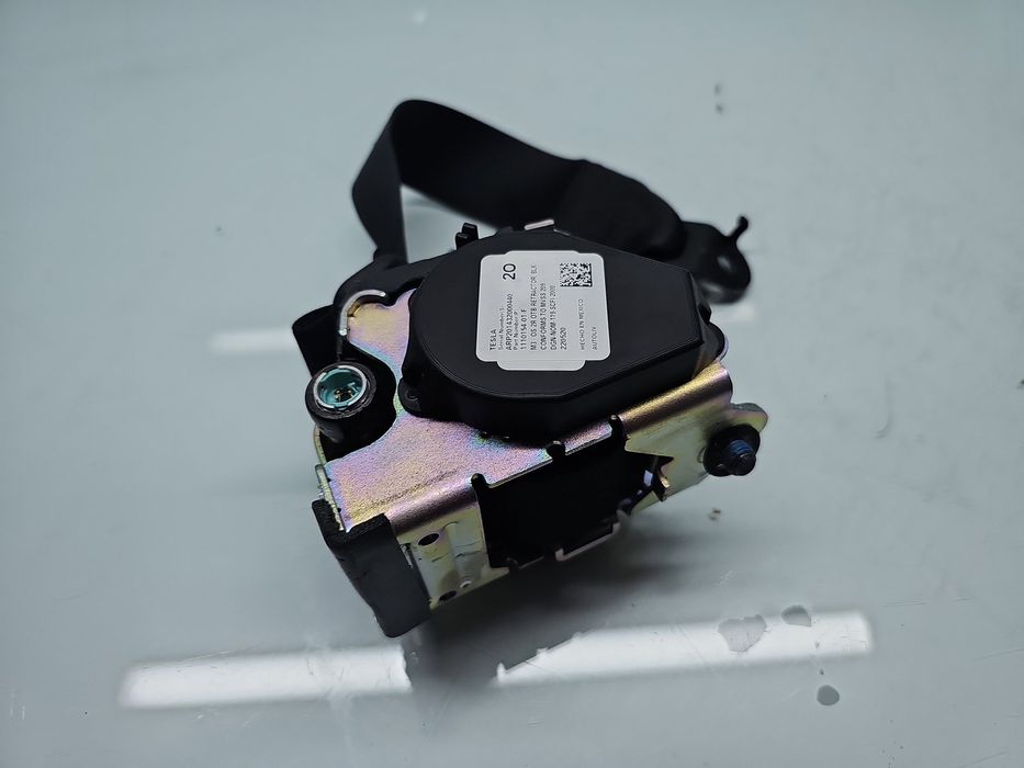 Centura dreapta spate TESLA Model 3 [Fabr 2020-2025] 1110154-01-F