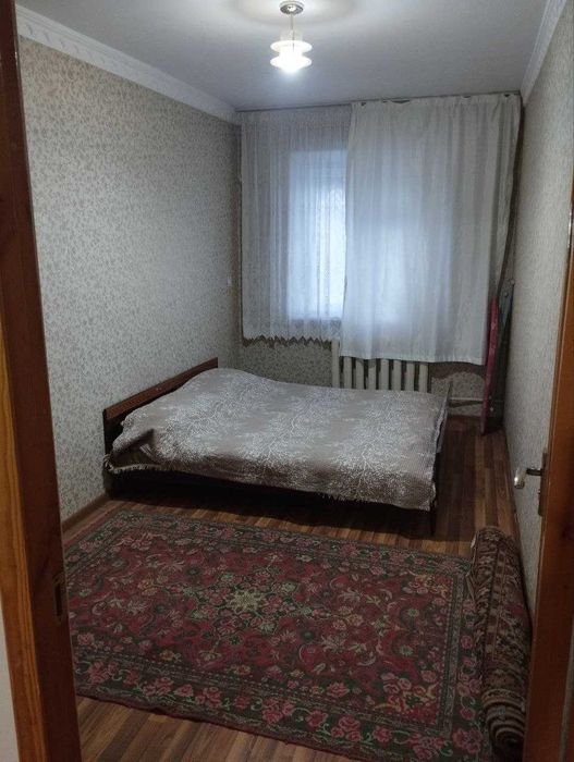 Продается 2 х комнатная переделанная на 3х. Академ Городок IT Park