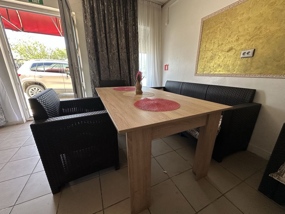 De vânzare mobilier premium !
