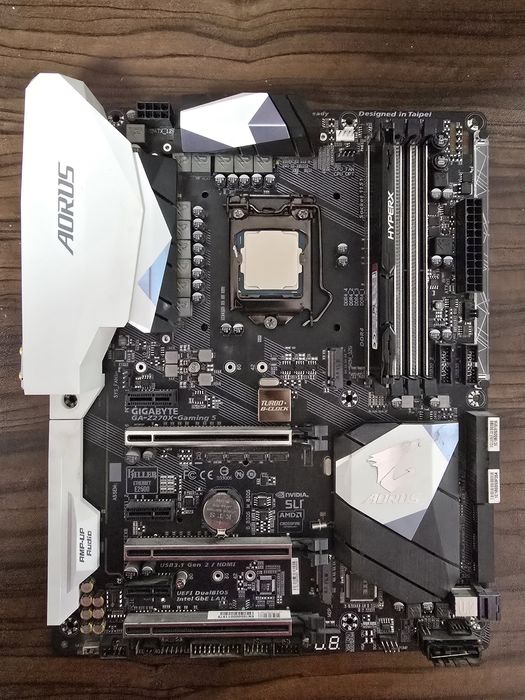 I7 7700k + Z270x-GAMING 5 + 8GB DDR4