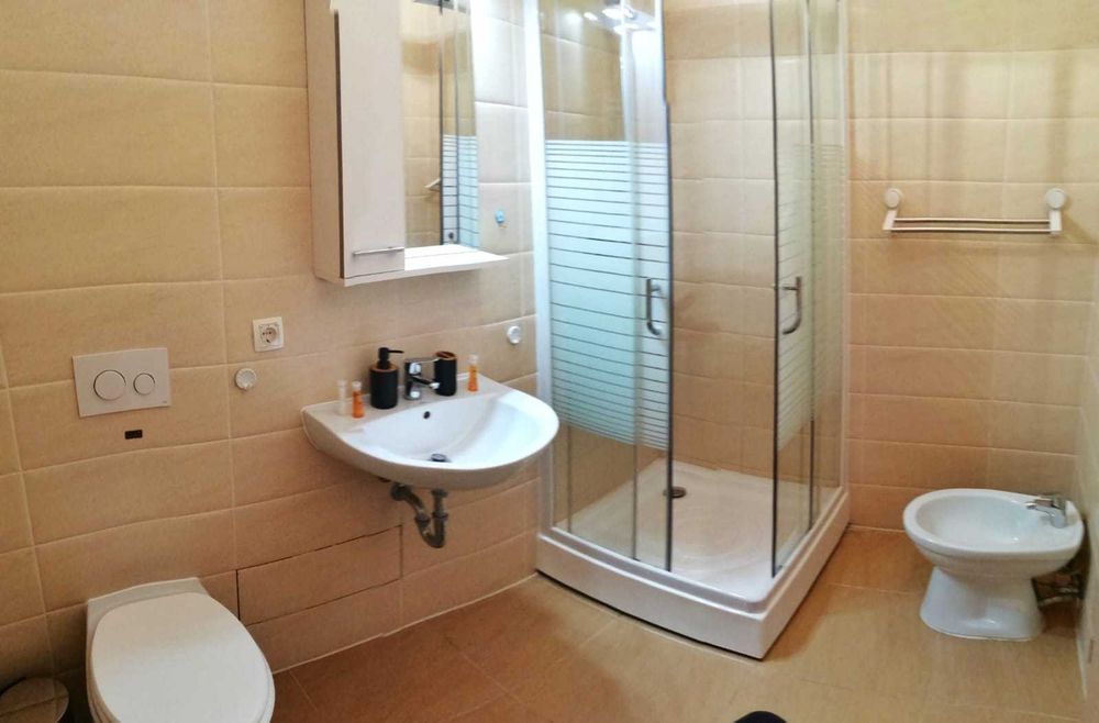 Apartament regim hotelier Mall Coresi