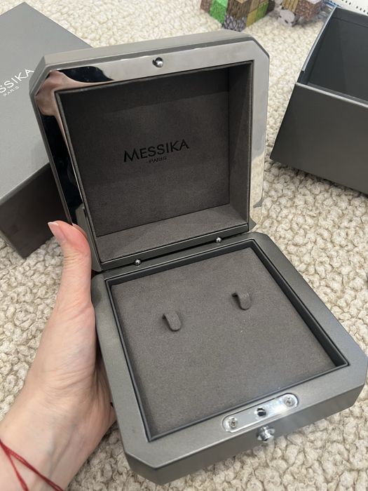 MESSIKA коробка