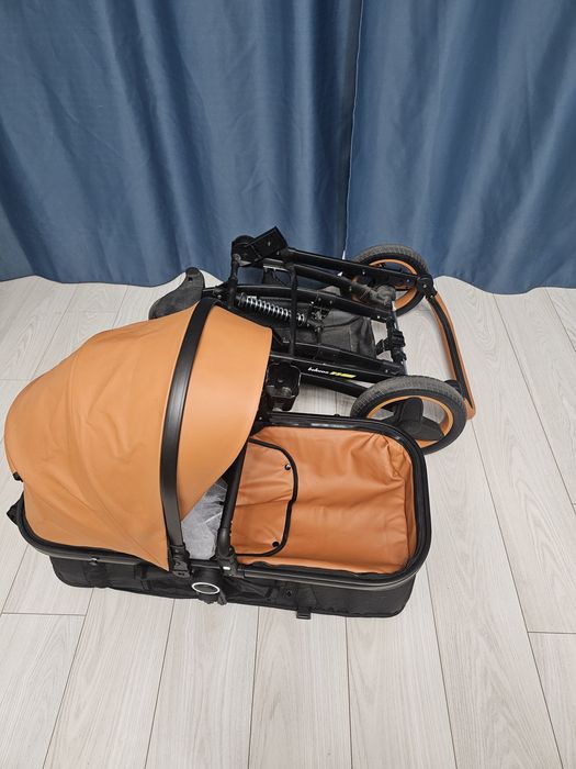 Продам коляску beleco