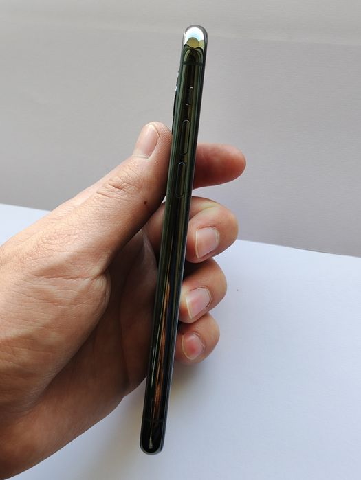 iPhone 11 Pro 64GB — идеальное состояние, комплект