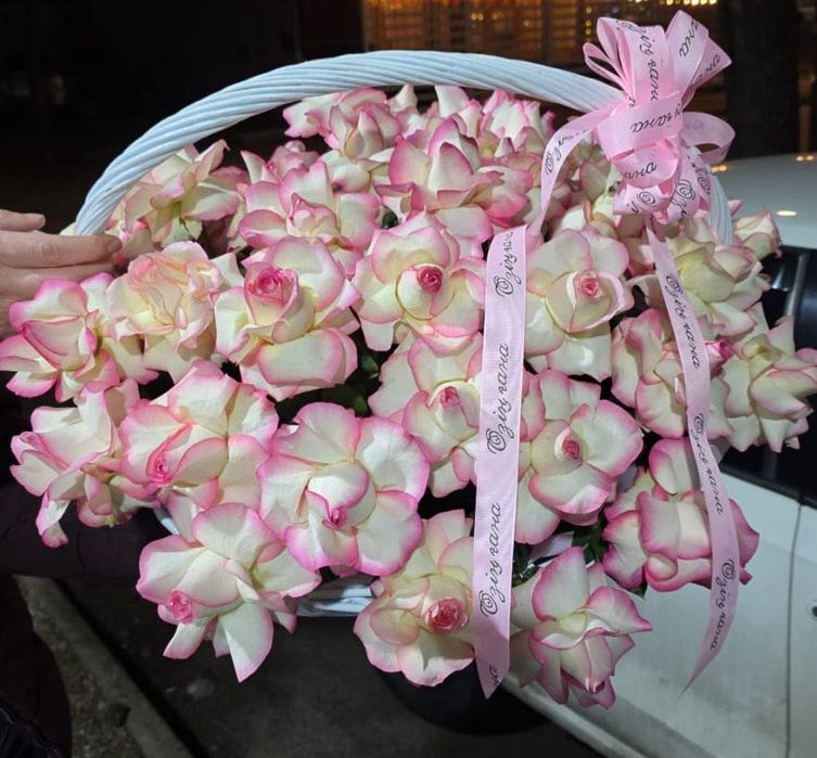 Цветы букеты розы