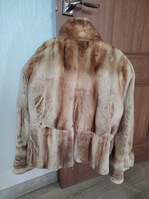 Продам полушубок норковый