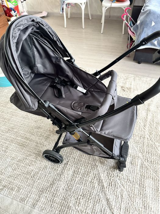 Продам детскую коляску