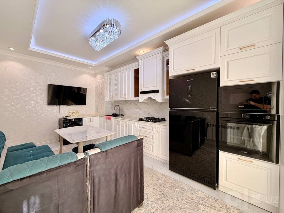 3 х комнатная 87 м2 в ЖК " Shahriabad " . С Ремонтом