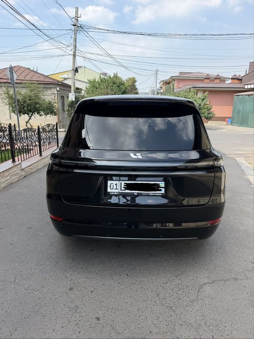 Li 9 ultra 2025 yil