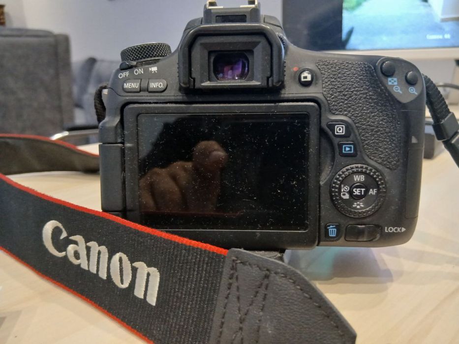 Фотоаппарат Canon 760D