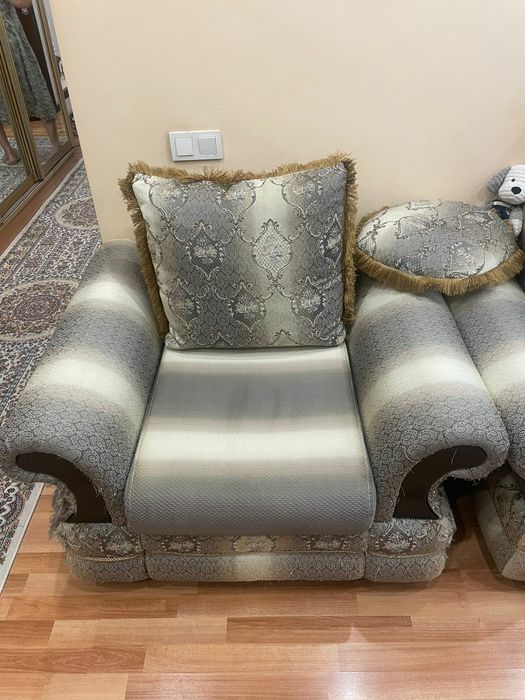 Диван и кресло для дома