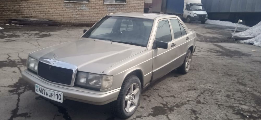 Продается Мерседес е190