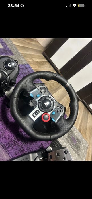 De vanzare volan logitec g29