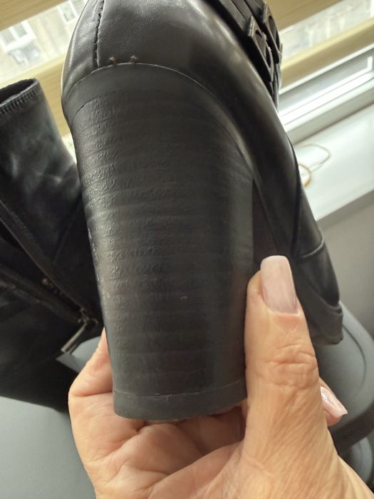 Ghete negre piele naturala mar 36