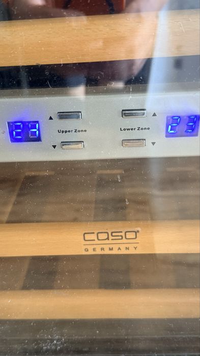 Охладител за вино CASO