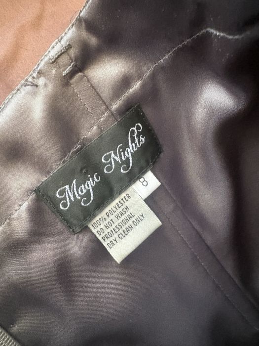 Официална рокля