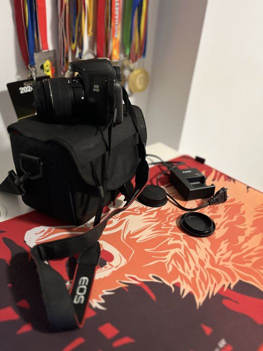 Aparat foto Canon 4000D