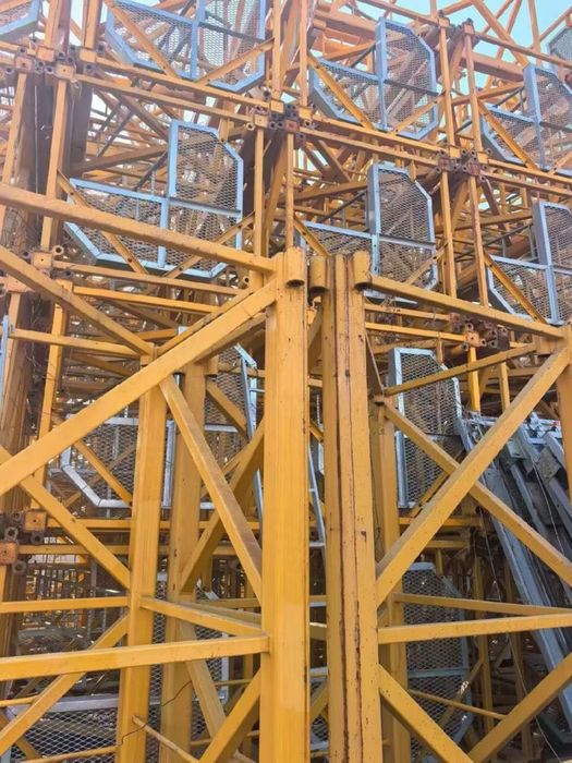 zoomlion 2021ж кран  40биік 60узын қытай