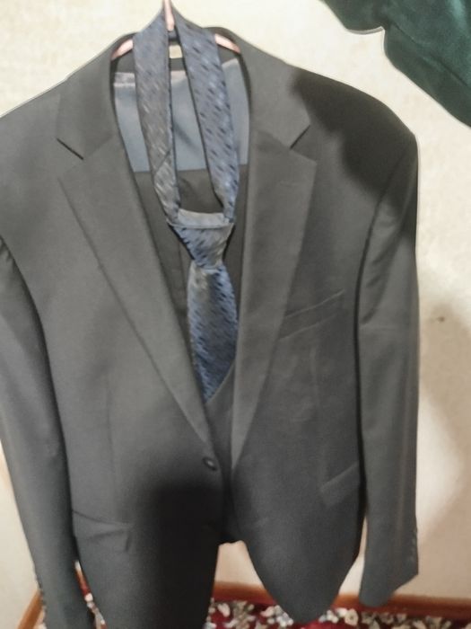 Костюм ШИМ сотилади 1марта кийилган