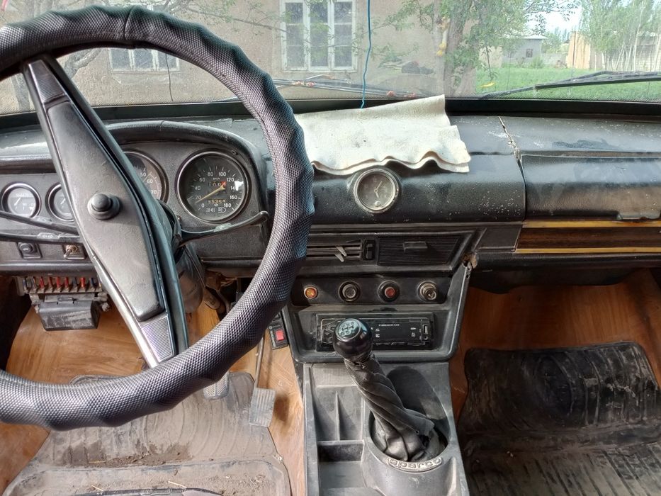 2106 sotiladi narxni kelishamiz manzil chiroqchida