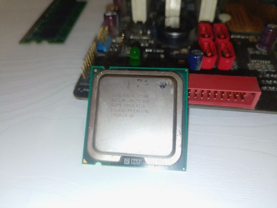 Комплектующие продам