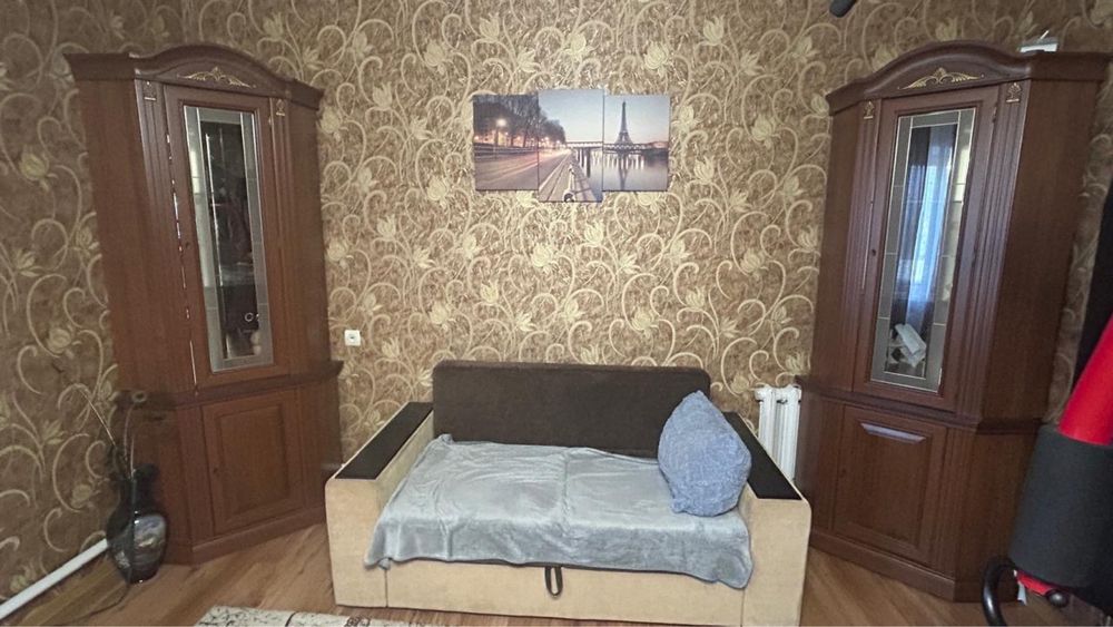 Угловые Буфеты для гостиной