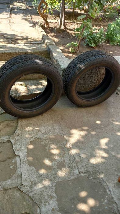 Продавам джанти и гуми.