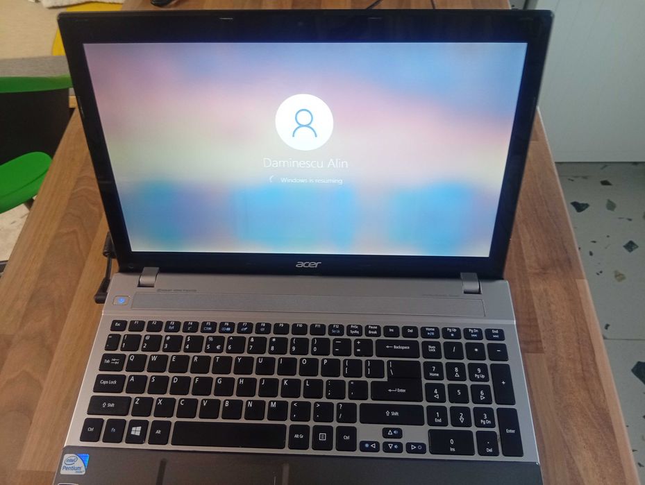 Laptop Acer Intel 2,2