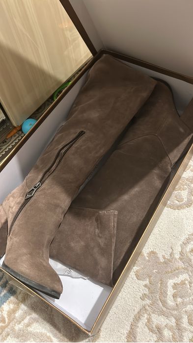 Сапоги на каблуке