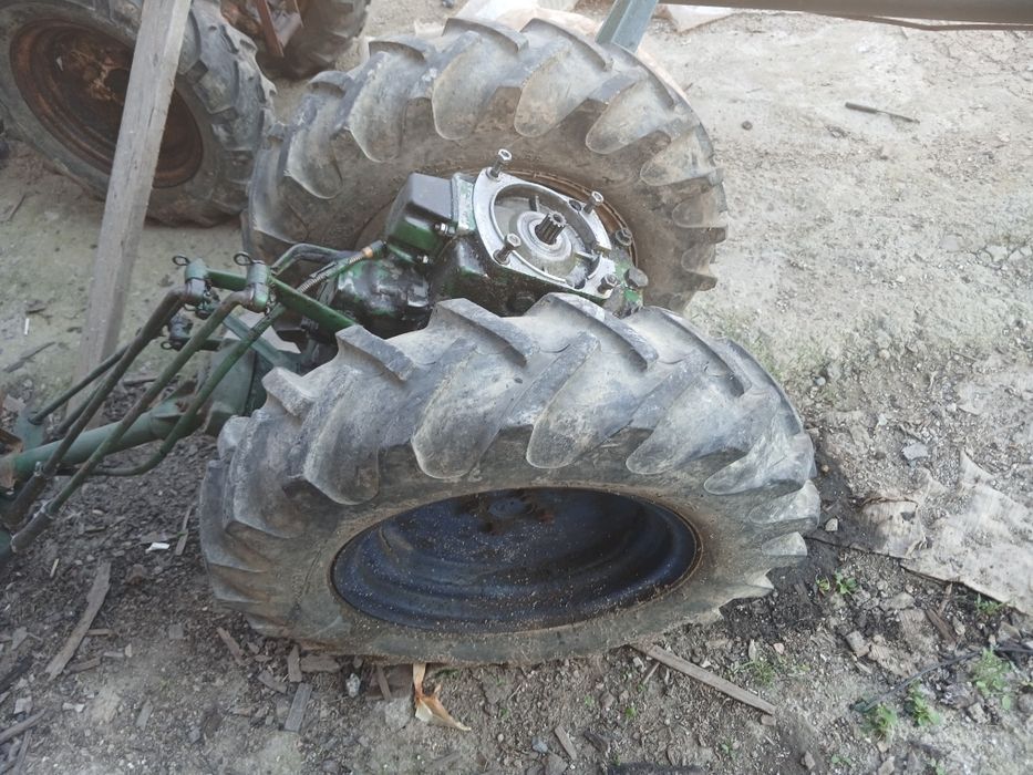 Vand 2 cutii de viteze motocultor bertolini