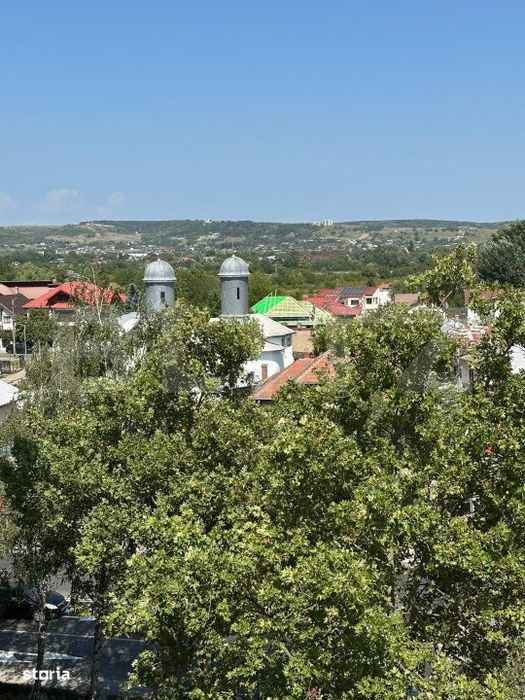 Apartament 2 camere, 60 mp, zona Centrala-Bulevardul Mircea cel Batran