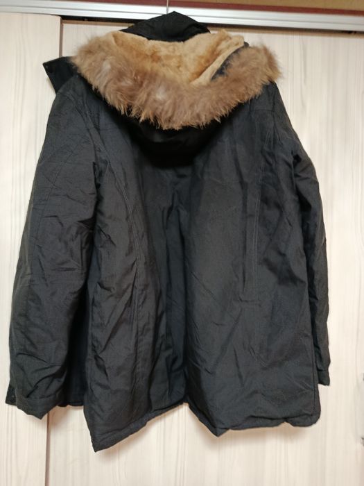 Продам мужскую куртку.