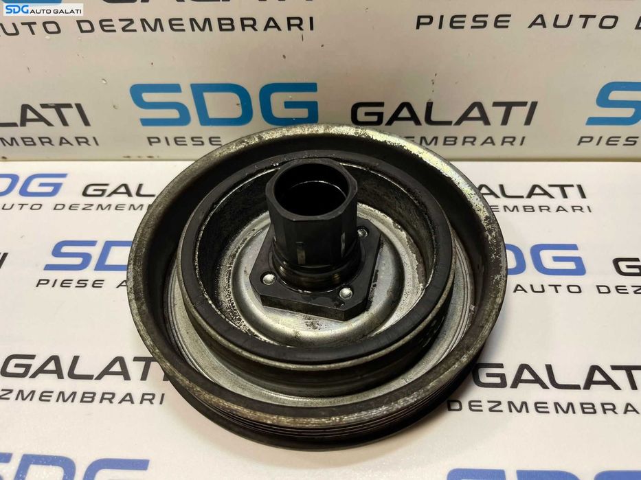 Fulie Rola Pinion Vibrochen Arbore Cotit Alfa Romeo Mito 1.3 JTD 2008 - 2015 Cod 55200498 [2085]