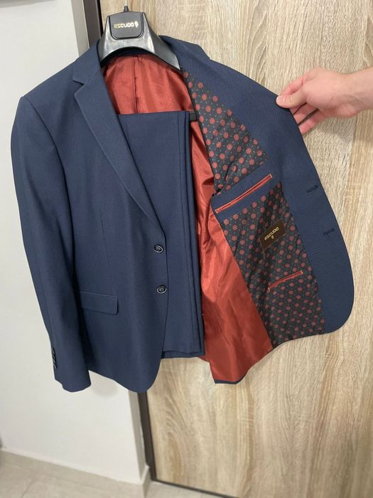 Costum Escudo bleumarin, mărimea 50