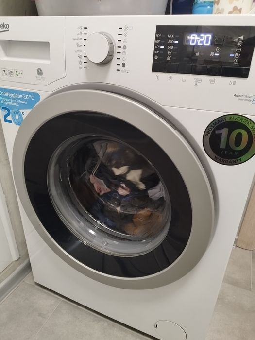 Продавам пералня BEKO 7 кг.
