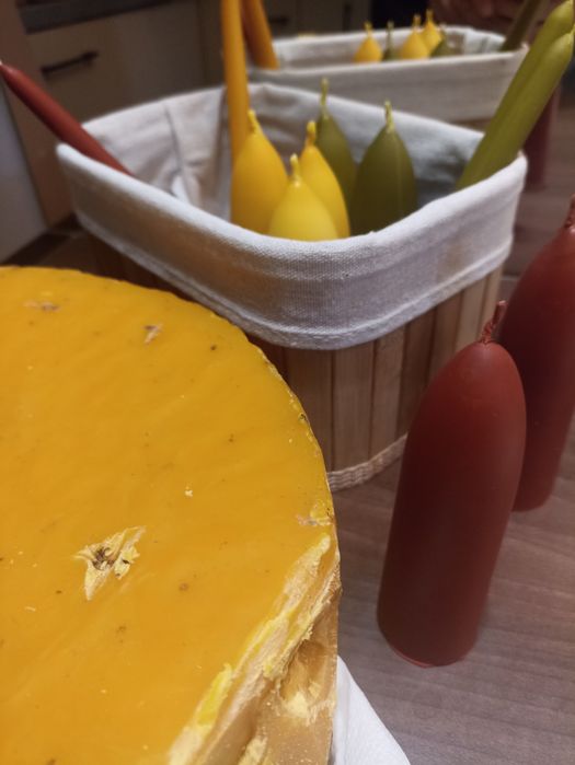 Lumanari cu ,,Miros de miere"