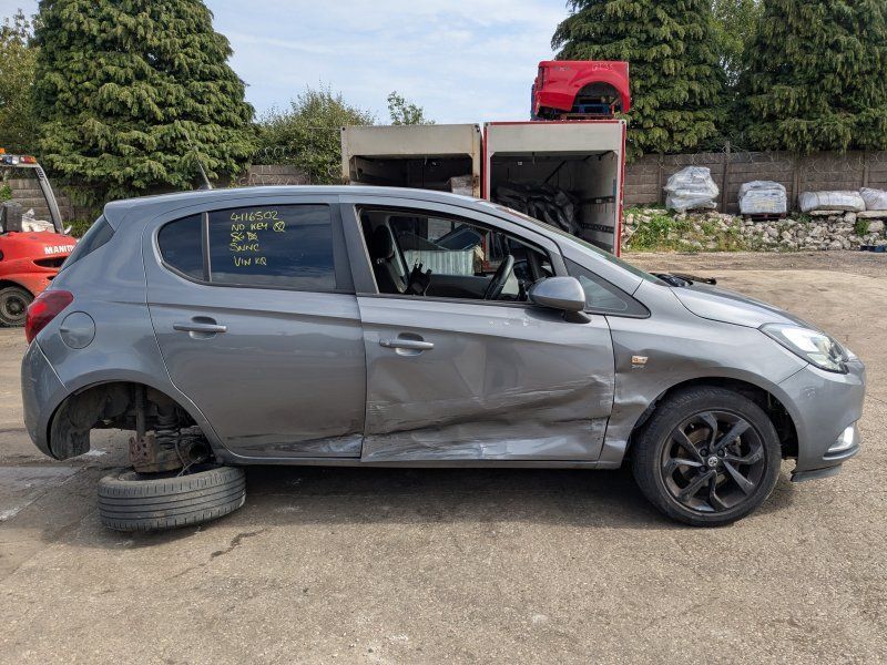 Dezmembrari / Dezmembrez Vauxhall Corsa E 1.4 Benz B14XEL cutie viteze manuala cod culoare H05