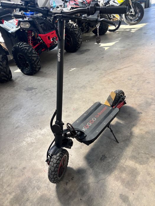 Trotineta electrica kugoo g-booster