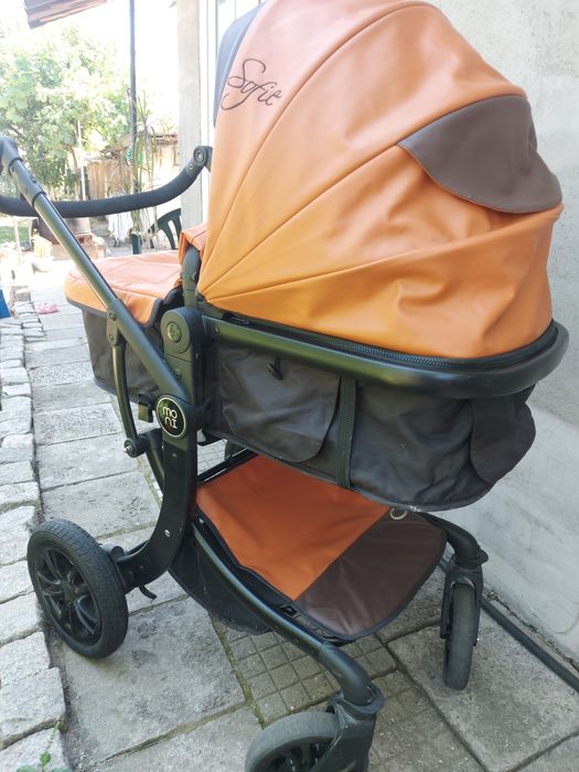 Комбинирана бебешка количка