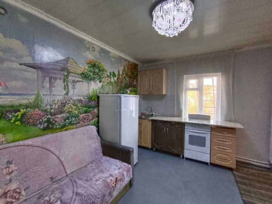 Продаю 2 комнатный дом в районе 16 магазина.