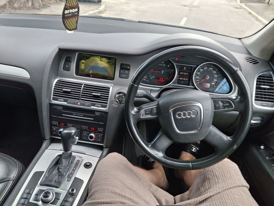 AUDI Q7 2011 — imagine 4