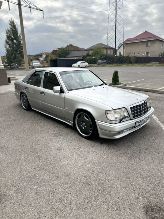Продам Легендарный Мерседес w124