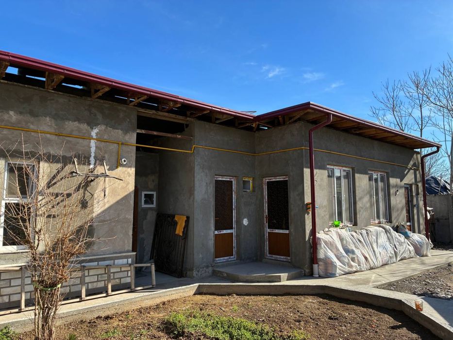 Продаём свой дом 4,4 сотки Бектемир