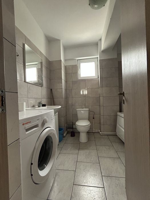 Apartament intabulat cu două camere decomandat la două minute de rond Păcurari/50 de mp/etaj unu /preț 79.900 de euro!