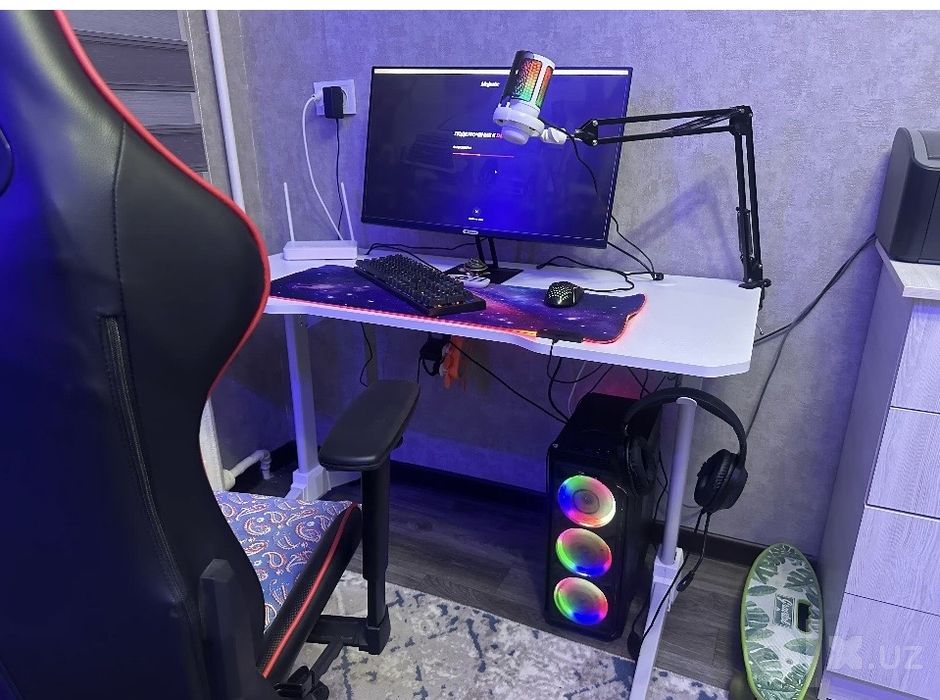 Продается игровой компьютер, полный комплект, микрофон в подарок