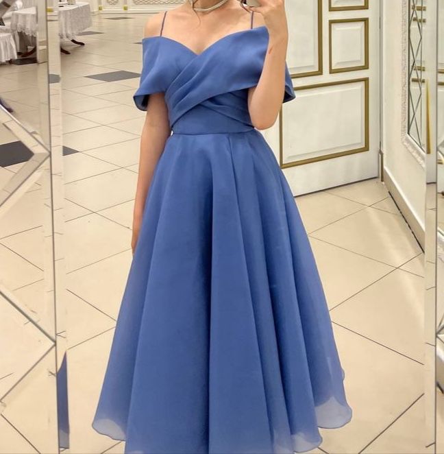 Шикарное вечернее платье