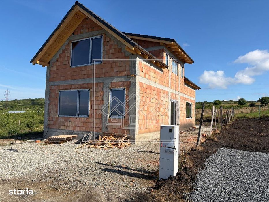 Casa individuala, cu 129 mp utili si teren de 328 mp