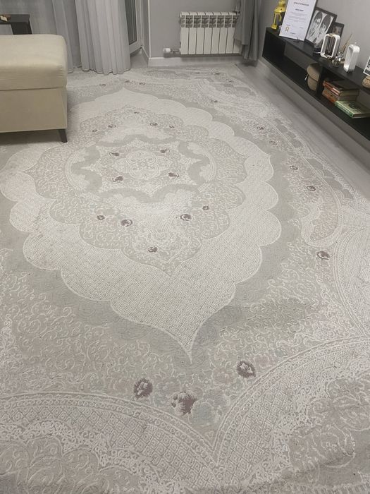 Продам ковер в хорошем состоянии